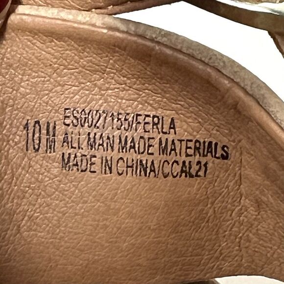 Sofft Eurosoft Faux Leather Cross Straps Womens 10 M Sandals Sling Back Open Toe - Picture 10 of 11